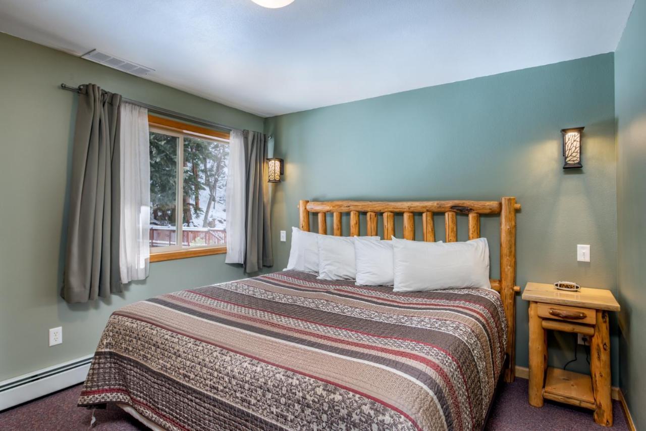 אסטס פארק Stonebrook Resort - Adult Only מראה חיצוני תמונה